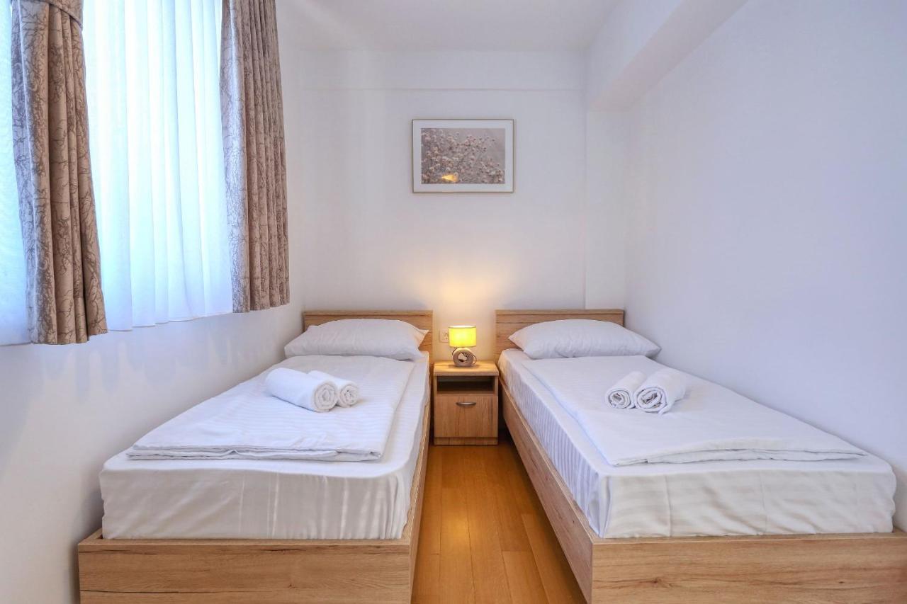 Apartments Perla With Free Parking Zára Kültér fotó
