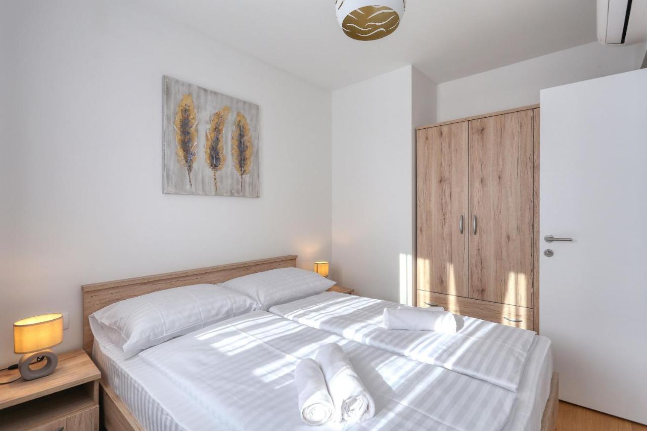 Apartments Perla With Free Parking Zára Kültér fotó