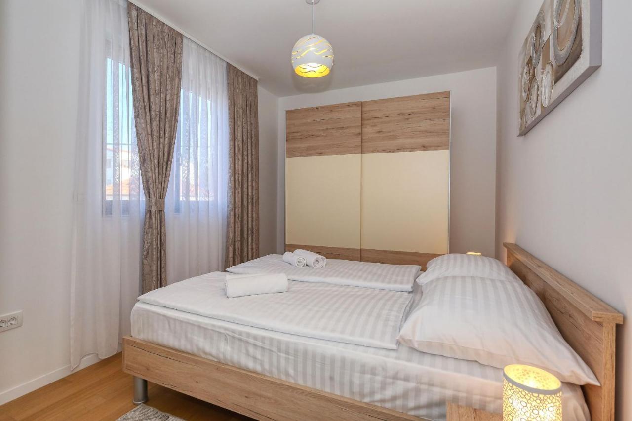 Apartments Perla With Free Parking Zára Kültér fotó